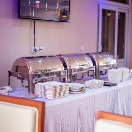 Spring Hills Hotel - Dodoma Luaran gambar