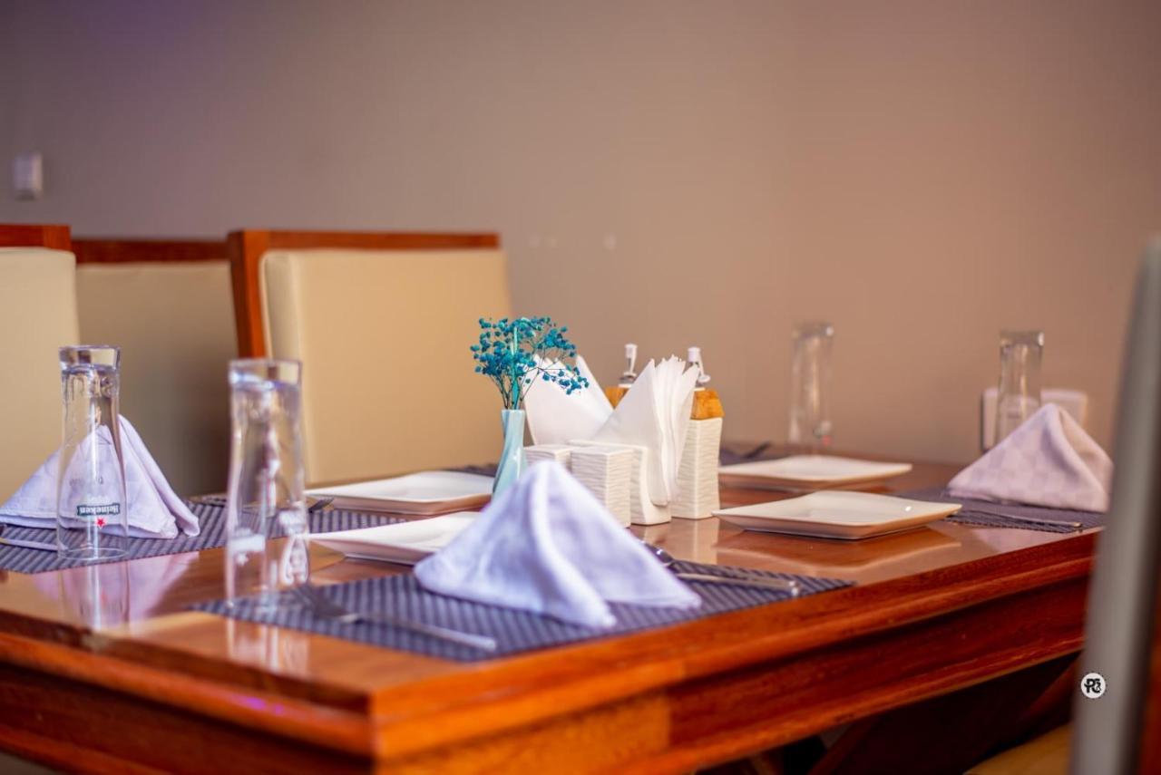 Spring Hills Hotel - Dodoma Luaran gambar